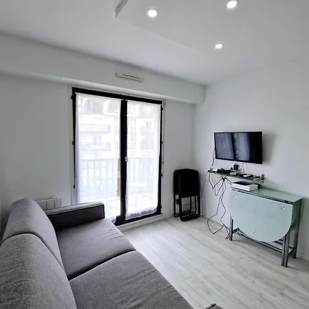 Apartment T2 With Balcony Close To The Of