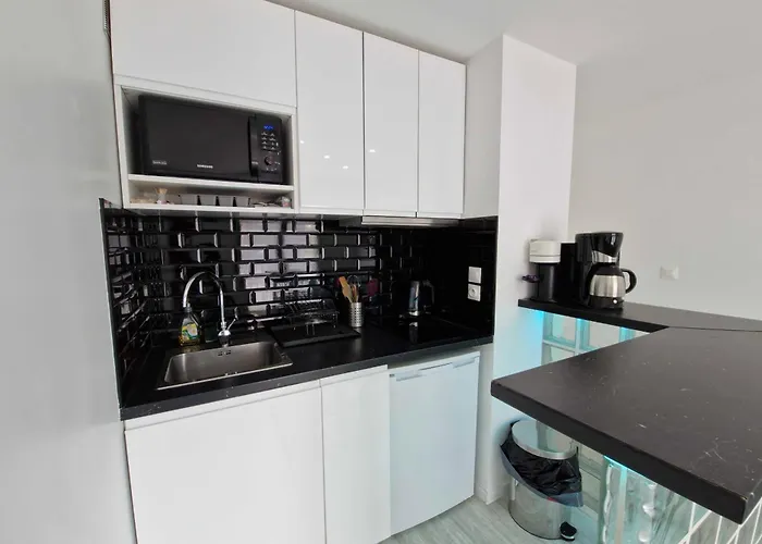 T2 With Balcony Close To The Of Appartamento